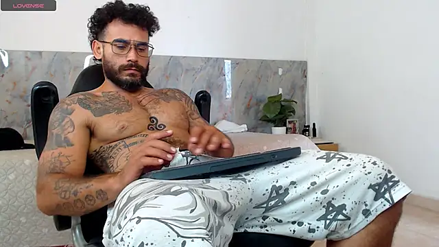 hanz_col Live XXX-Chat