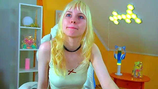 Chatroom XXX en direct de HannahHollis