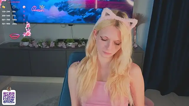 Онлайн чат XXX JuanaSumma