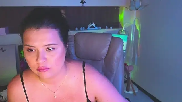 Živý XXX chat Malika_uAngel