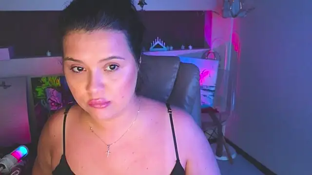 Chat XXX en directo de Malika_uAngel