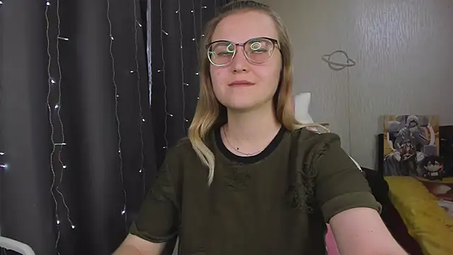 MissBrightShine's Live XXX Chat