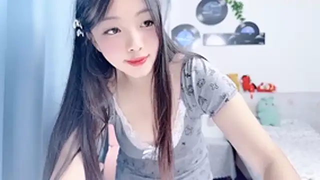 Winnie666999 Adlı Modelin Canlı XXX Sohbeti