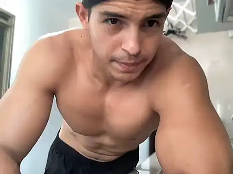 แชท XXX สดของ ChrisMattX