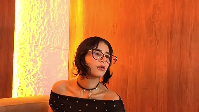 Chat +18 de Victorycat_v ao vivo