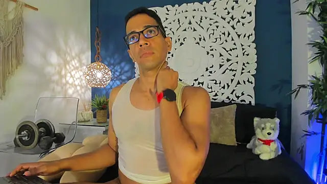 Chatroom XXX en direct de JacobDraven