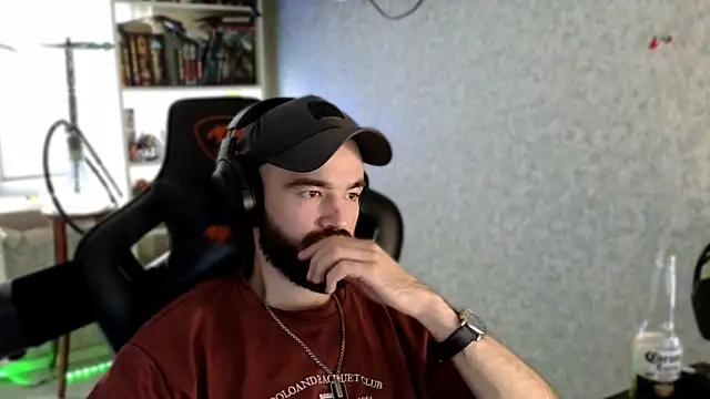 Chat +18 de _Serious_Man ao vivo