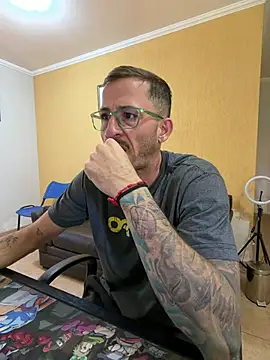 MeladoDiMel's Live XXX Chat