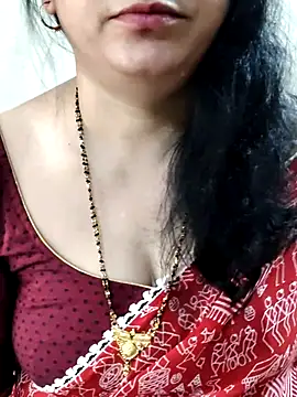 Yazhini-Cam's Live XXX Chat