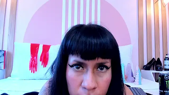 دردشة Valkiriia_wiine الجنسية المباشرة