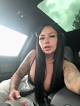 BELLABLACKXUK Live XXX-Chat
