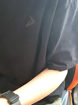 Chat +18 de Aashikalaa ao vivo