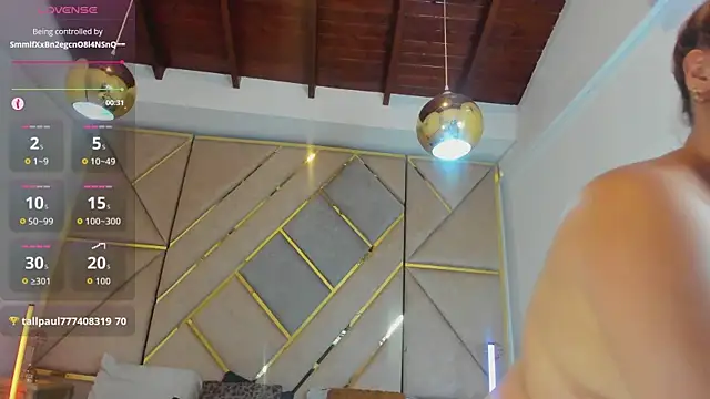 Chat XXX ao vivo de MikaelaStone