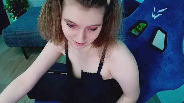 CranberryHot Chat XXX in diretta