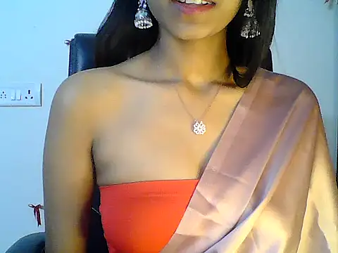 Hot_Deepansi02's Live XXX Chat