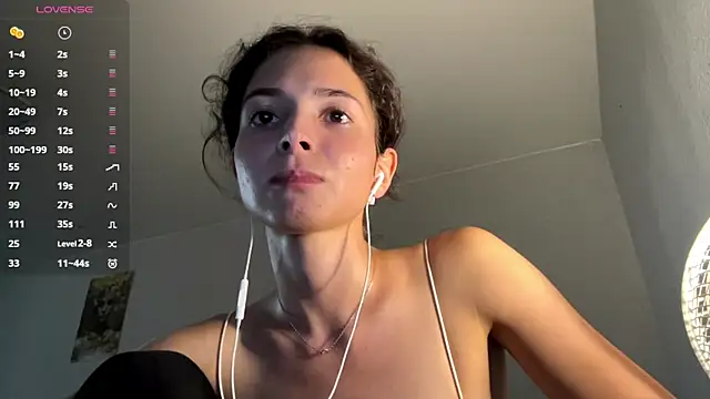 Mikytiki Chat XXX live