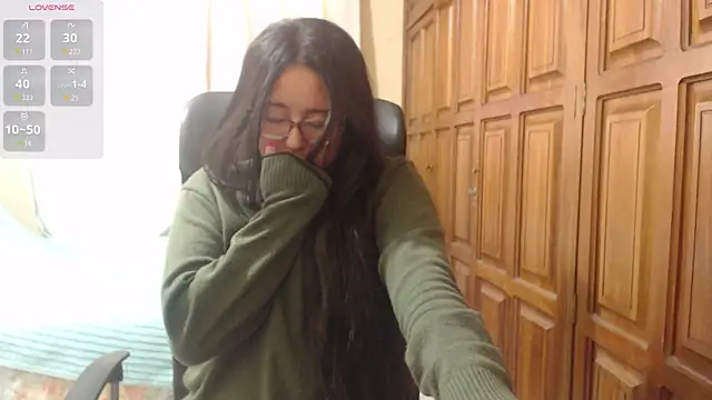 Venus_cat_ live XXX chat