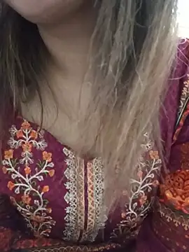 Tanha18 Chat XXX live