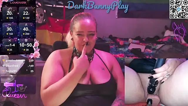 צ'אט XXX בשידור חי של DarkBunnyPlay