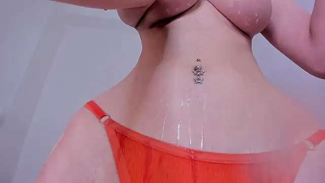 TariLechliter 即時 XXX 聊天