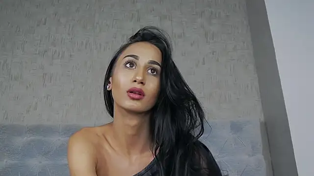 Chatroom XXX en direct de LexxyBloom