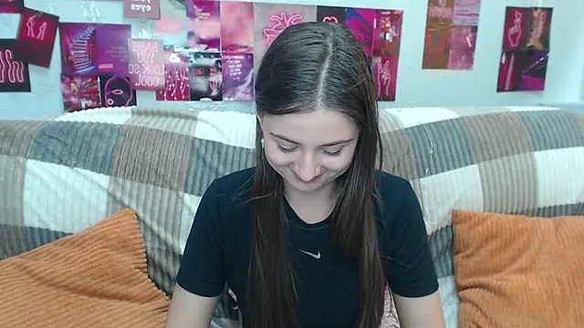 MilanaRoza's Live XXX Chat