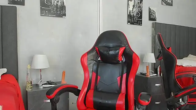 thom_ames Chat XXX live