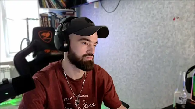 _Serious_Man Chat XXX live