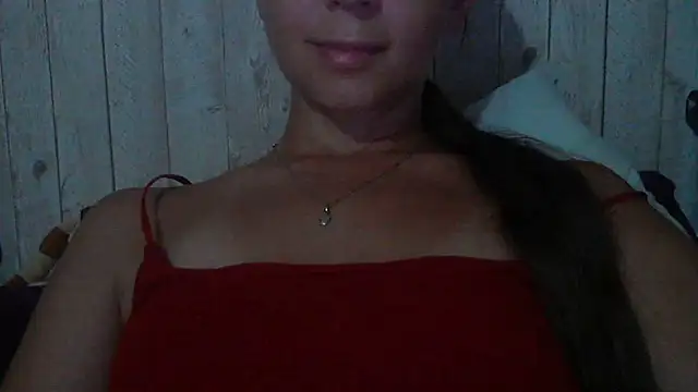 Bella--White Live XXX Chat