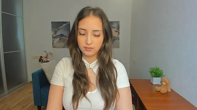 Онлайн чат XXX Effy_Royse