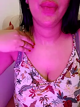Queen_sousou Adlı Modelin Web Kamerası Şovu