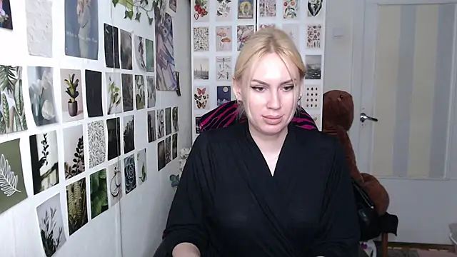 CapriScorpion Live XXX Chat