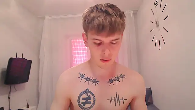 Онлайн чат XXX Fredd_Xanders