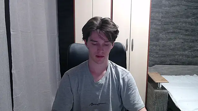 XXX chat uživo modela arthur___king