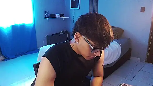 Mr_yisuzz 现场XXX聊天