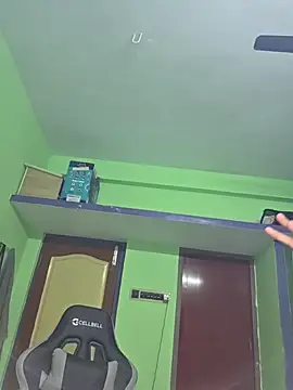XXX chat uživo modela Isha_Sax