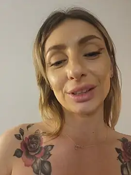 SofiaLace Chat XXX live