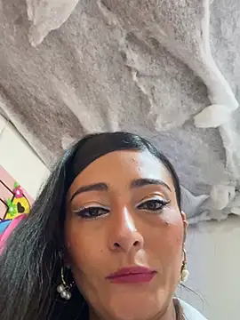 Chatroom XXX en direct de IsabellaMariet