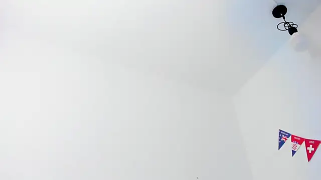 Katty_West Chat XXX in diretta