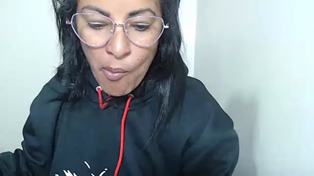 kateleyagrey Chat XXX live