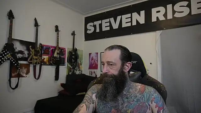 Živý XXX chat StevenRiseNYC