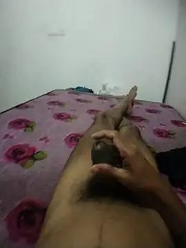 Show modela donie3 na web-kameri