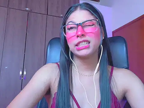 _ALLYSON18_'s Live XXX Chat