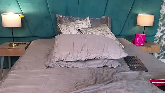 Aaron_Eze élő XXX-chatje