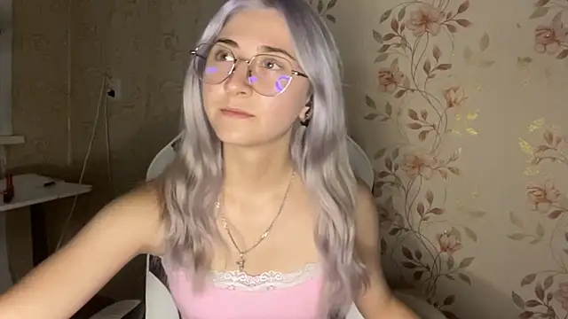 WhitePowerGirl: απευθείας συνομιλία ΧΧΧ
