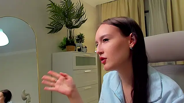 Živý XXX chat RennaBodziony