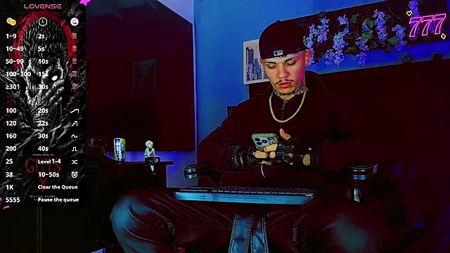 HannibalLester Live XXX-chat