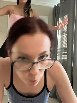 RussianGirls_ Adlı Modelin Canlı XXX Sohbeti