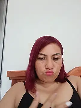 Agata_Traviesa Adlı Modelin Canlı XXX Sohbeti