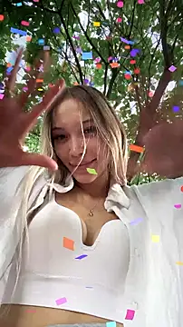 -HollyWay-'s Live XXX Chat